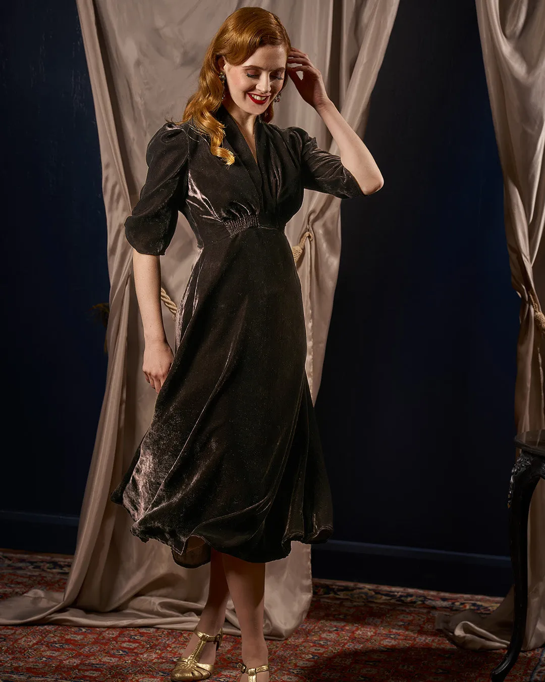 1930s Ivy Velvet Dress - Liquorice